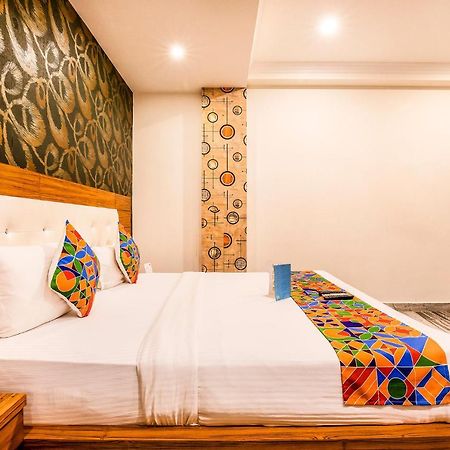 Fabhotel Shoba Estate Delhi Airport Yeni Delhi Dış mekan fotoğraf